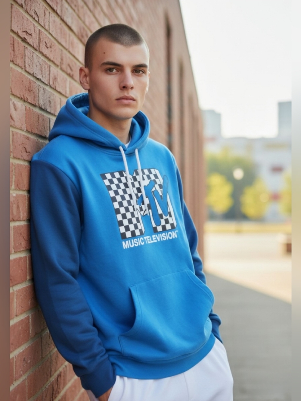 MTV Size XL Checkerboard Graphic Logo 2-Tone Blue Drawstring Hoodie Hand Pockets